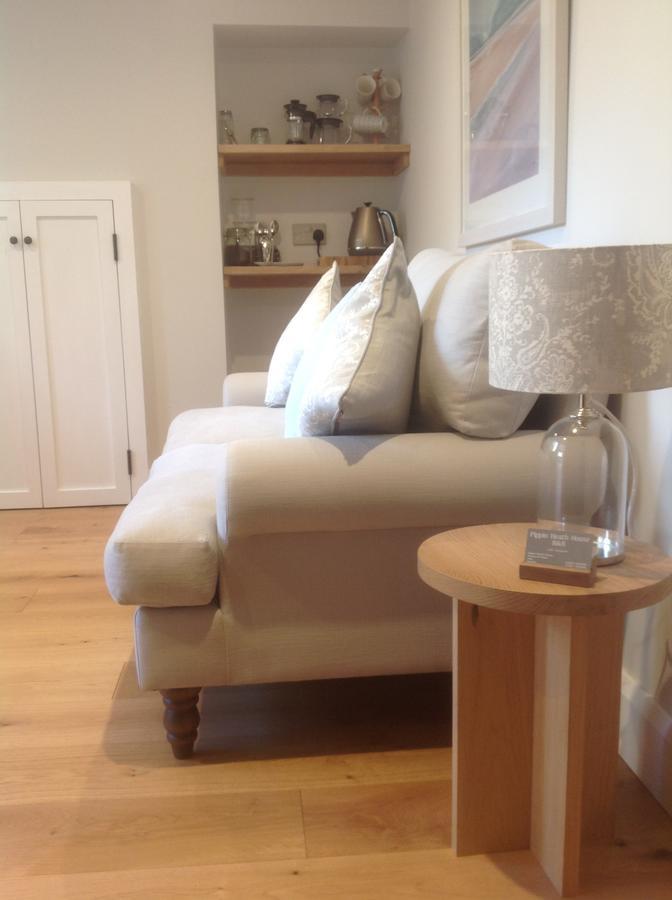 Pippin Heath House B&B Holt  Bagian luar foto